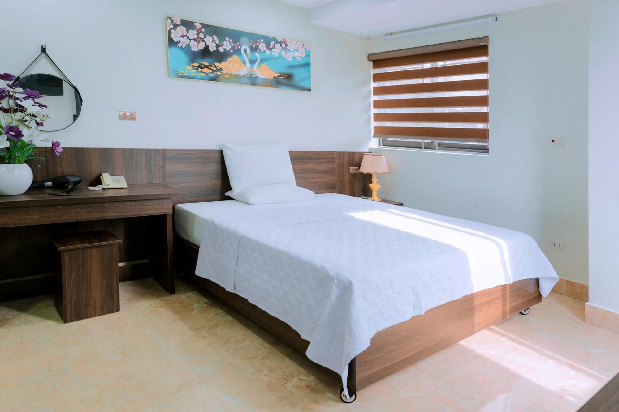 Thu Ha Hotel Uong Bi Exteriér fotografie