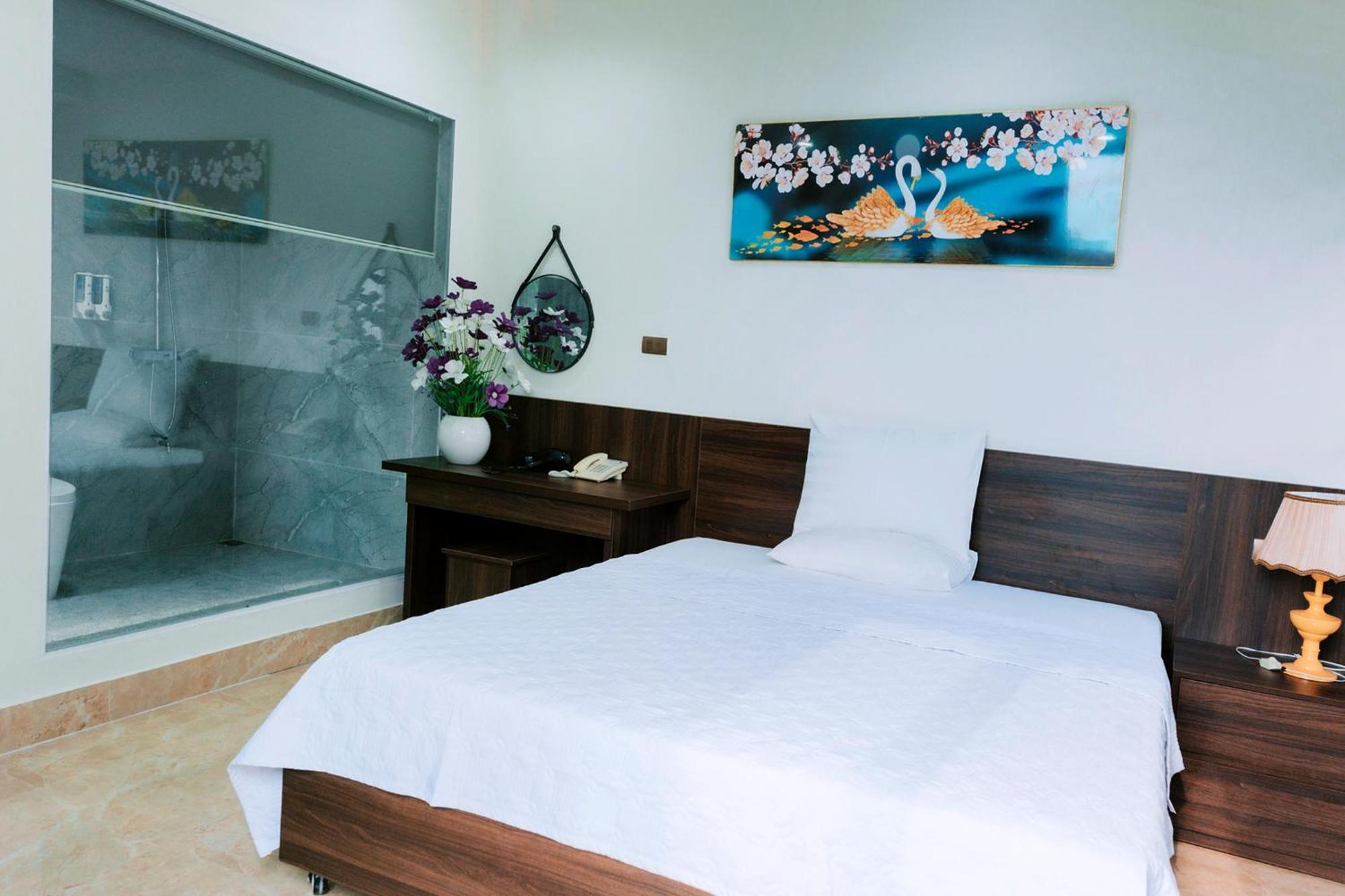 Thu Ha Hotel Uong Bi Exteriér fotografie