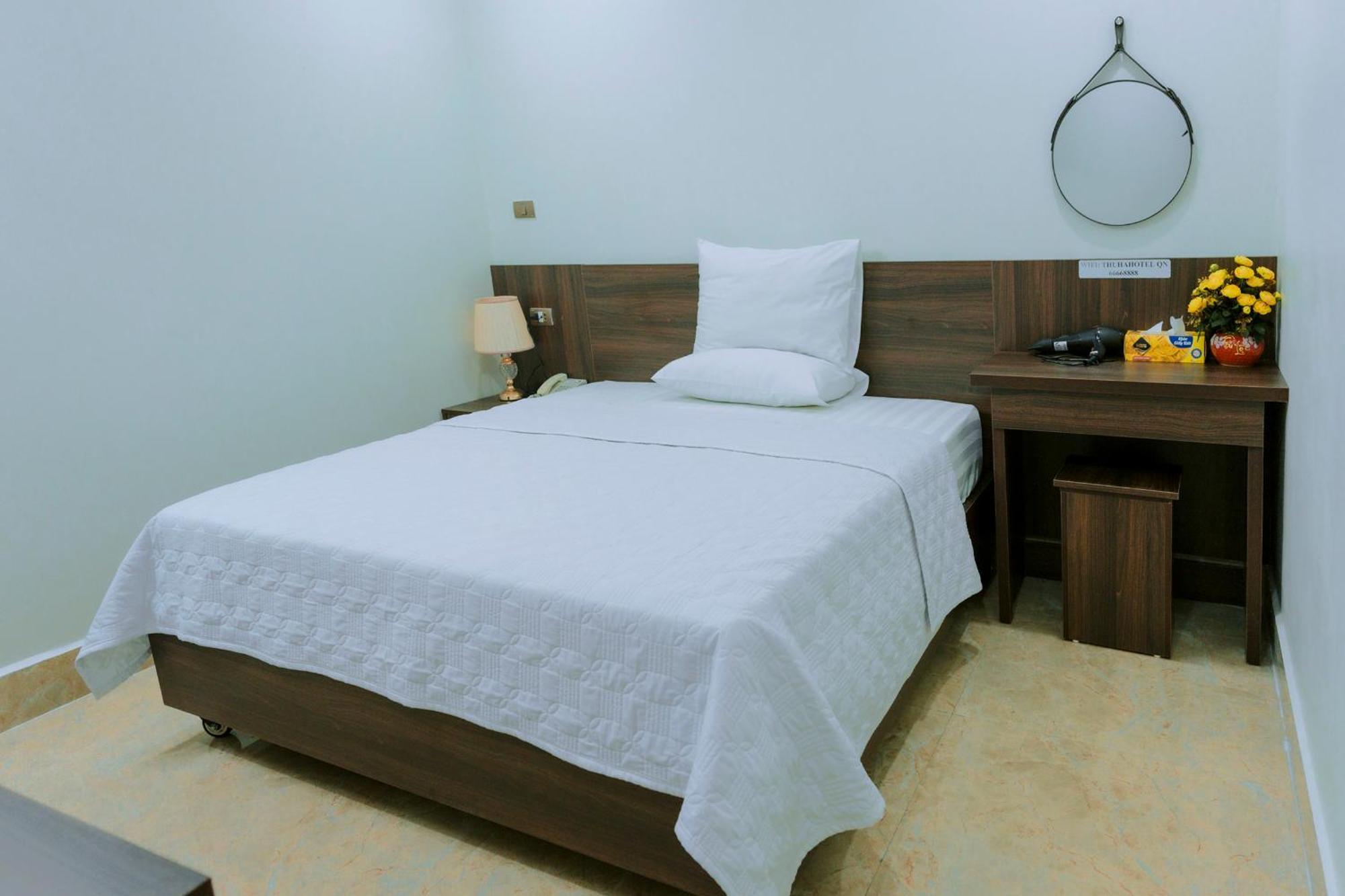 Thu Ha Hotel Uong Bi Exteriér fotografie