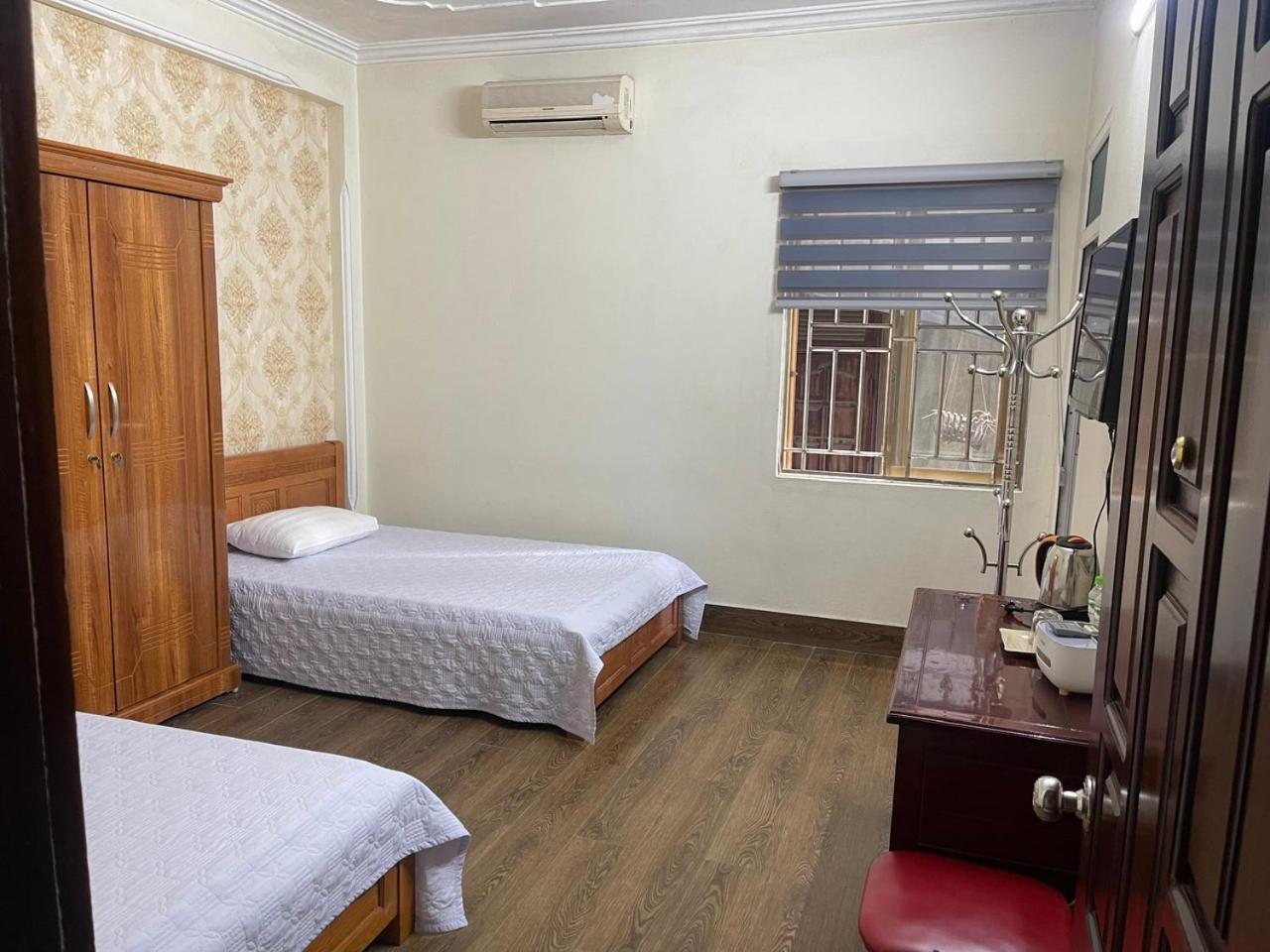 Thu Ha Hotel Uong Bi Exteriér fotografie